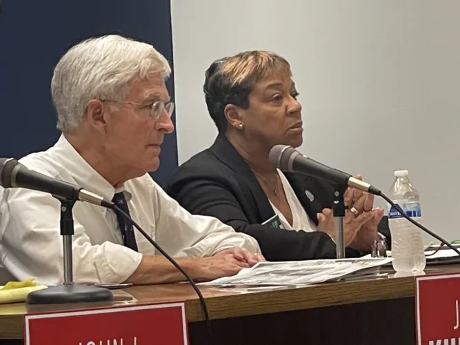 Kulewicz, Blackwell pitch Democratic vision during Steubenville stop